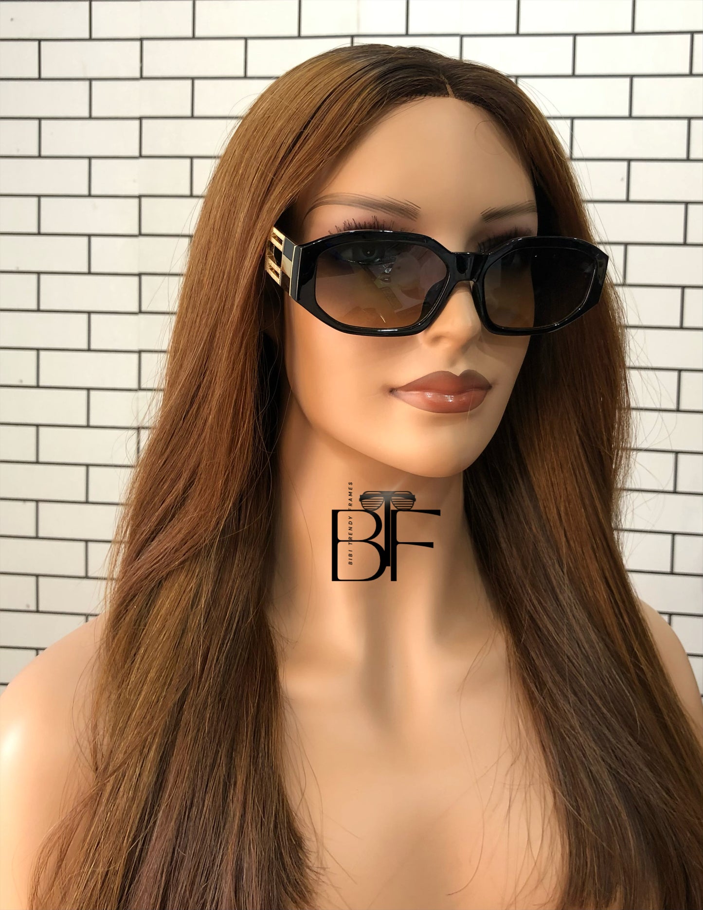 BTF-0105: 90s Stylish Unisex Square Frame Luxury Sunglasses.