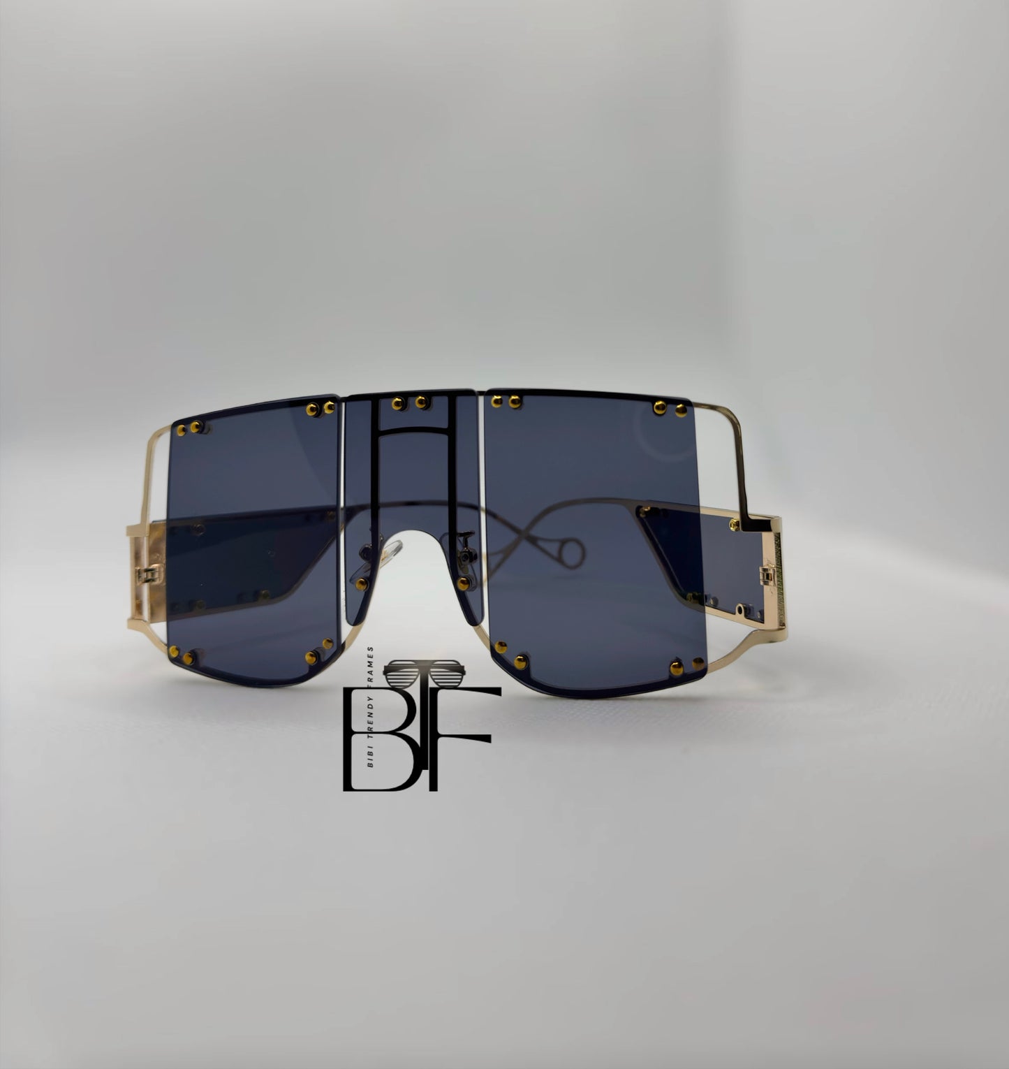 BTF-0026: Rimless Oversized Frame Sunglasses with Dotted Gold Design
