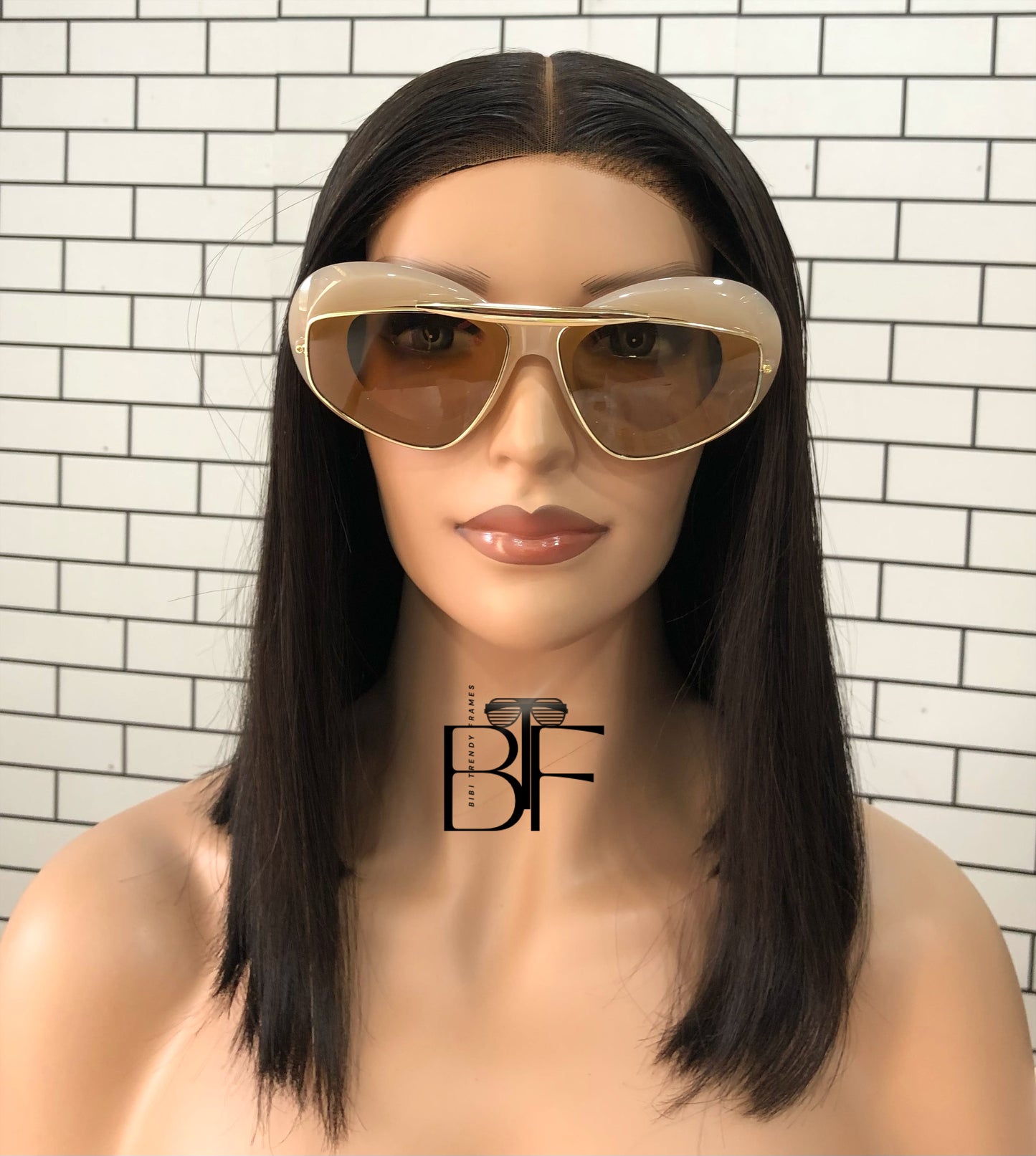 BTF-0095: Luxury Vintage Oversided Celebrity Cat-Eye Frame Sunglasses