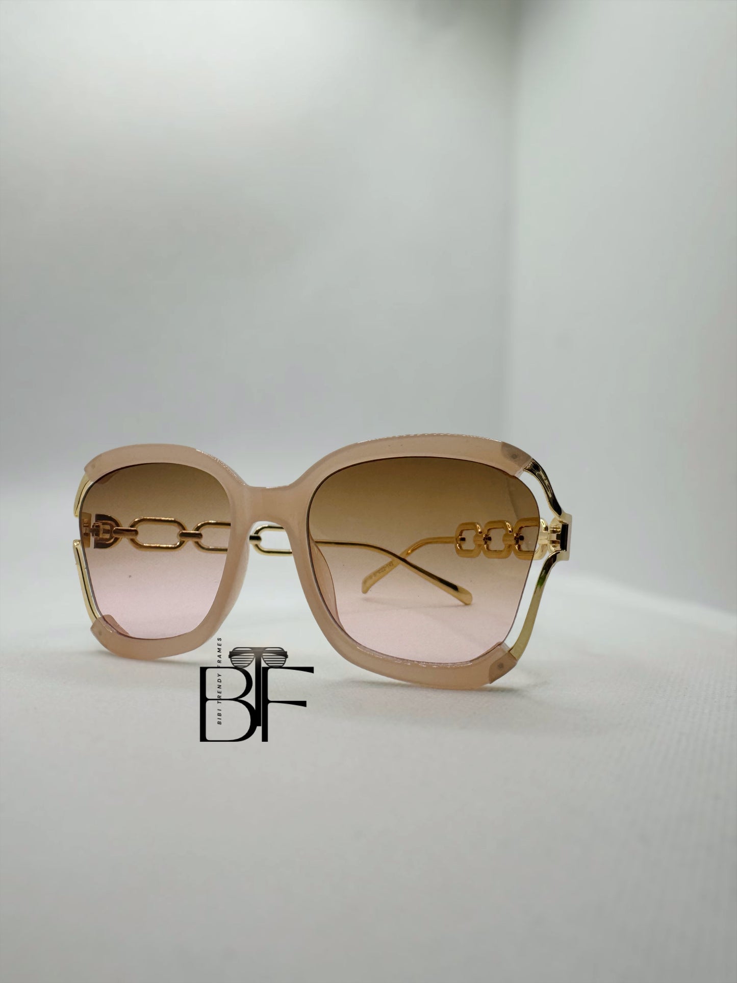 BTF-0024: Oversized Stylish Frame Women Sunglasses