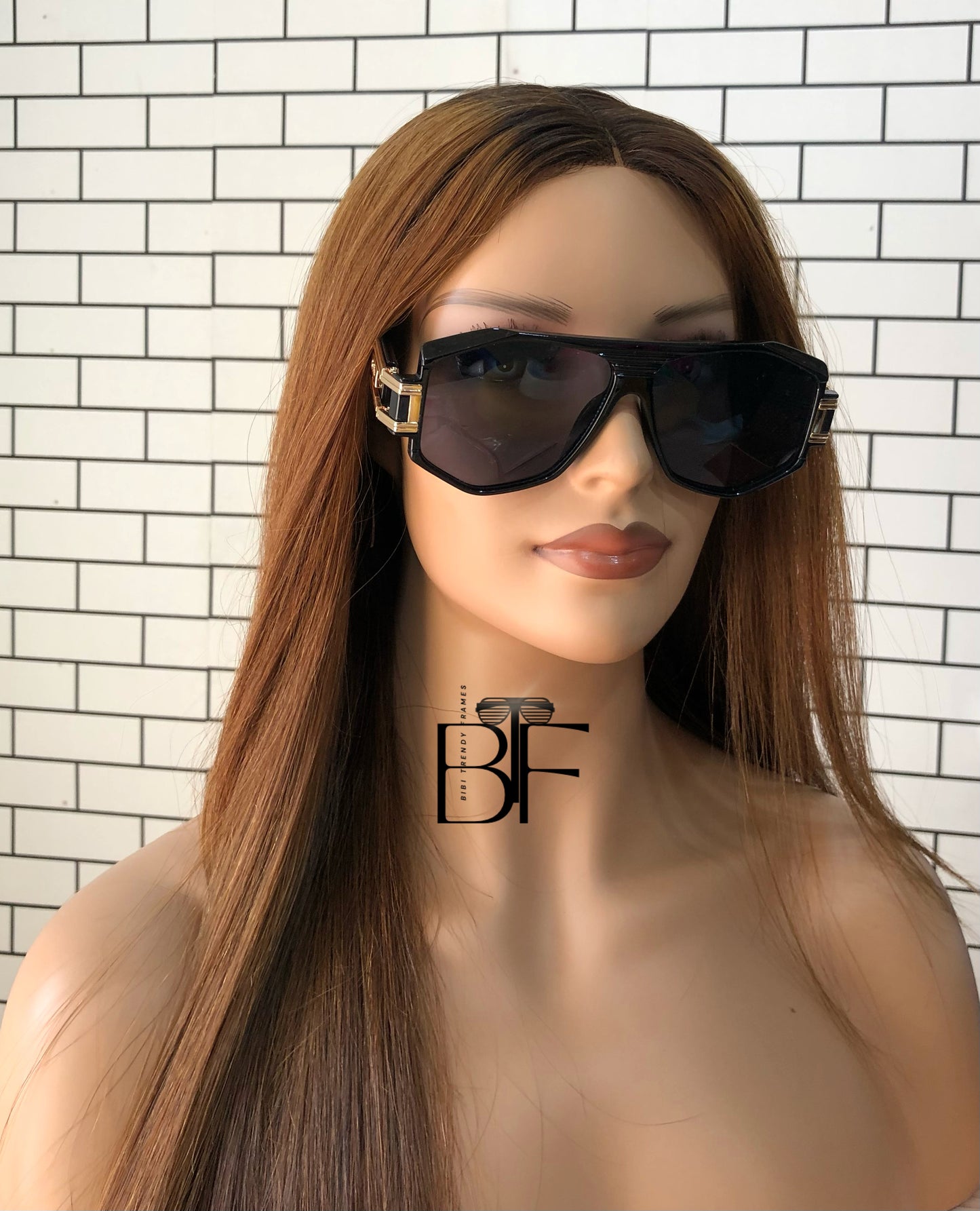 BTF-0110: Unisex Oversized Square Frame Sunglasses