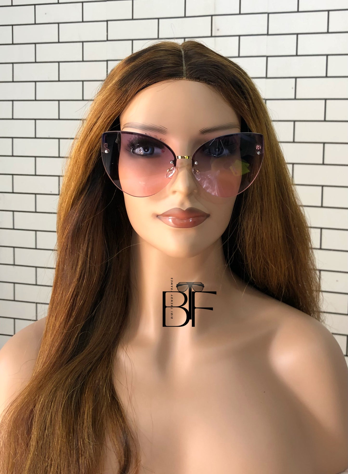 BTF-0128: Oversized Butterfly Cat-Eye Frameless Sunglasses