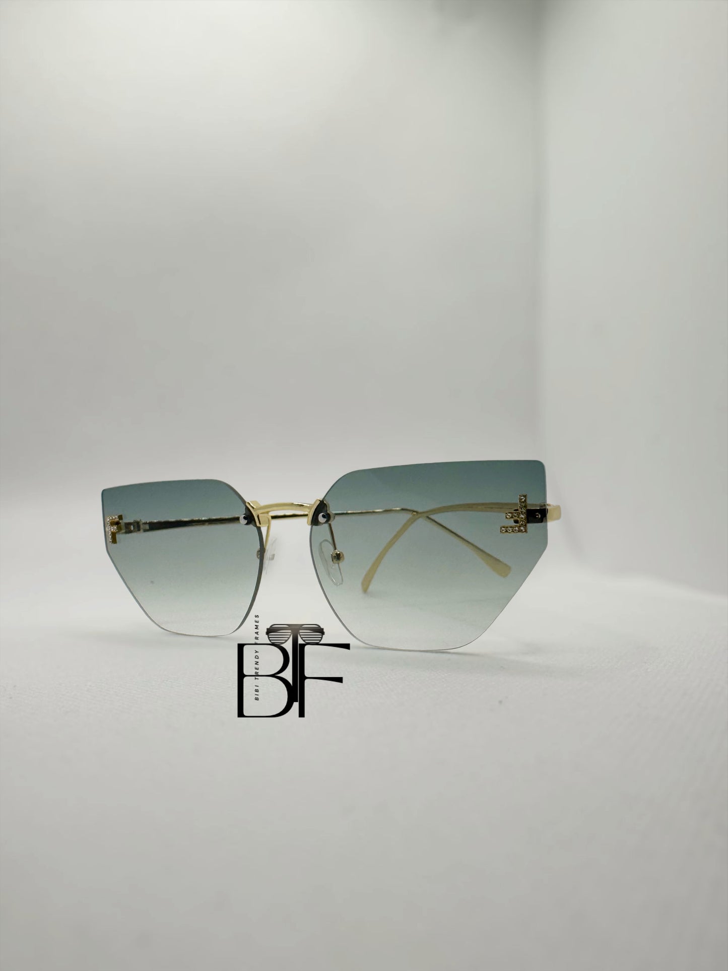 BTF-0157: Cat Eye Rimless Unisex Vintage Sunglasses Light Tinted UV400 Lens