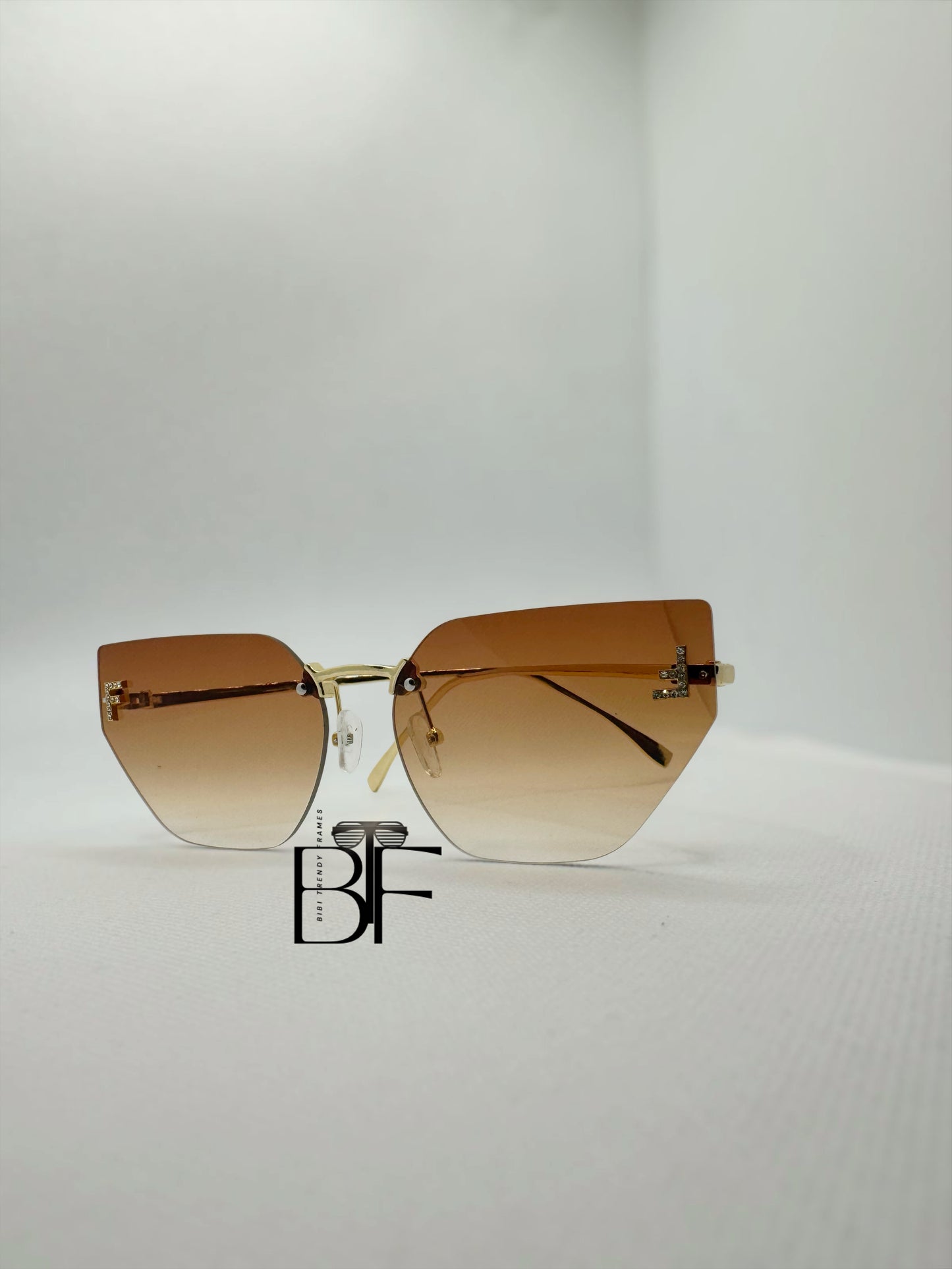 BTF-0157: Cat Eye Rimless Unisex Vintage Sunglasses Light Tinted UV400 Lens